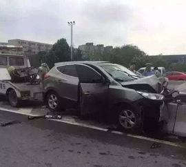 郑州爆料车祸新闻最新消息,多车相撞，现场情况紧急！